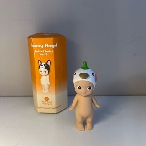 REAL AUTHENTIC Sonny Angel Animal
Series Ver. 3 parrot